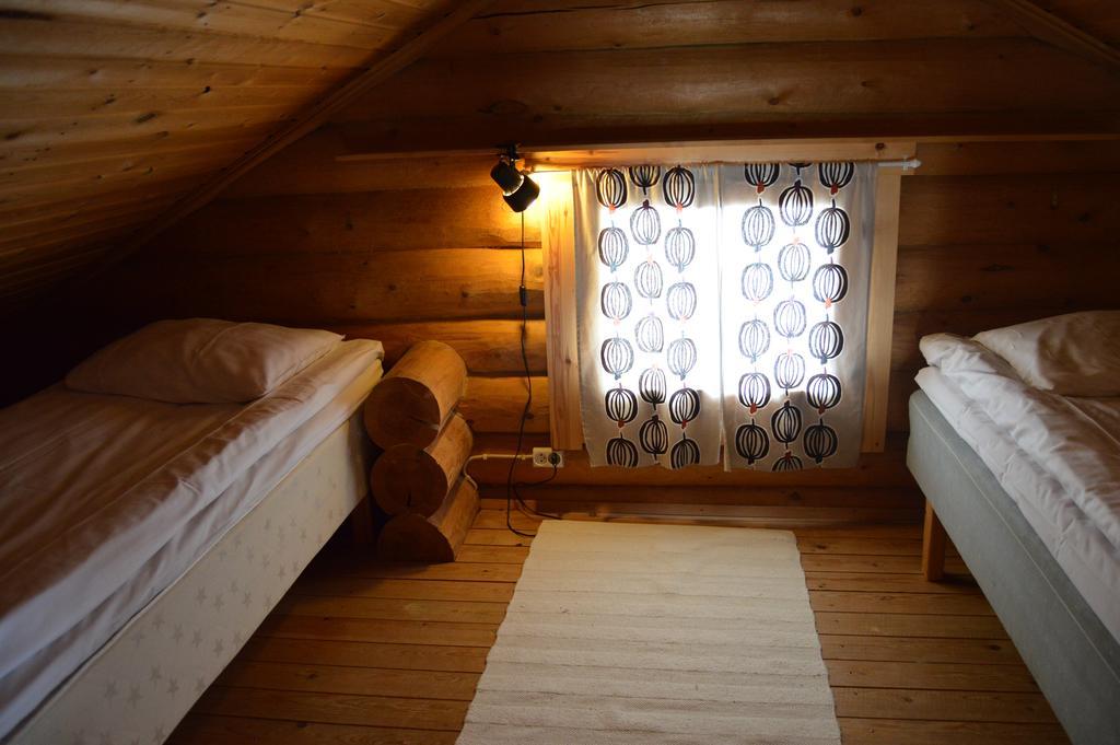 Peurasuvanto Moekit & Camping Exterior photo